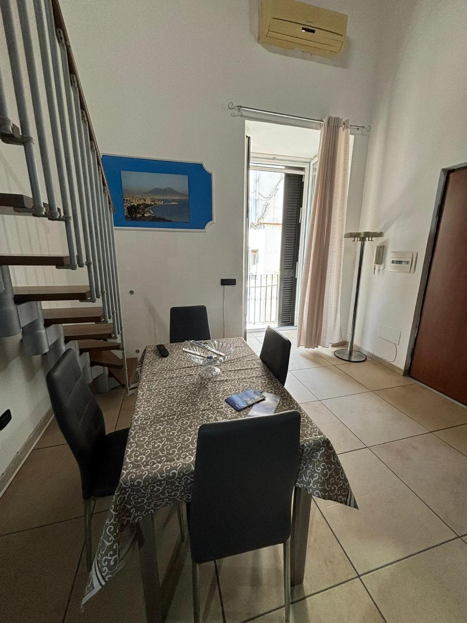 Azzurra Apartment Napoli Esterno foto